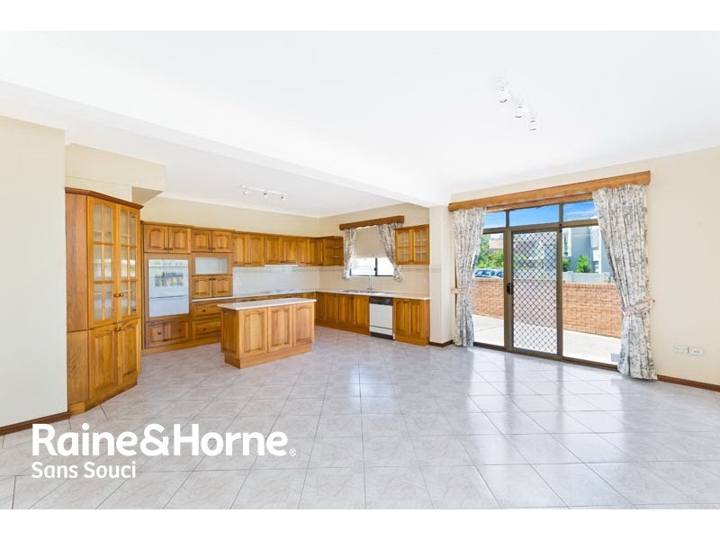 2 Ellis Street, Sylvania NSW 2224