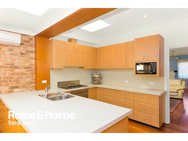 19 Bunyala Street, Carss Park NSW 2221