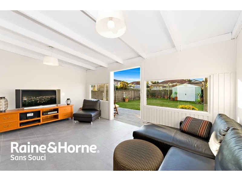 35 Sanoni Avenue, Sandringham NSW 2219