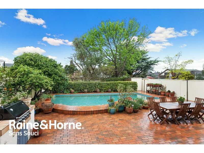 8 Cassilis Street, Monterey NSW 2217