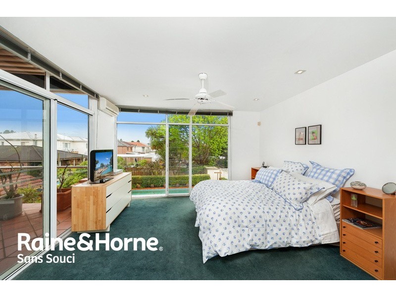 8 Cassilis Street, Monterey NSW 2217