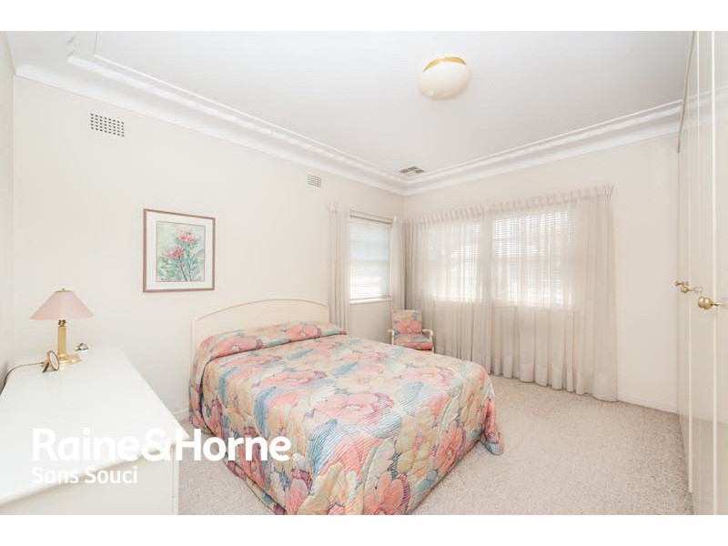 11 Payten Street, Kogarah Bay NSW 2217