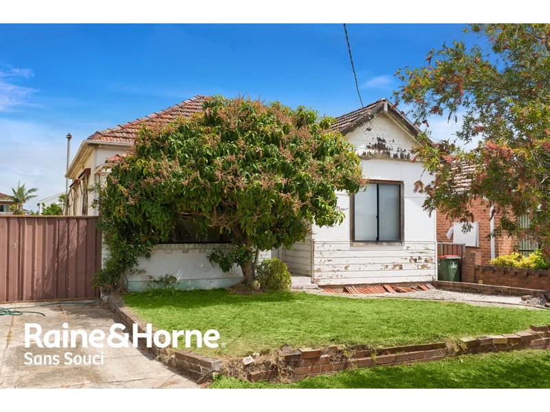 6 Robinson Street, Monterey NSW 2217