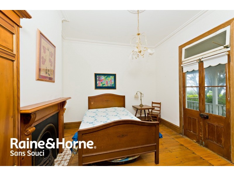 27 Riverside Drive, Sans Souci NSW 2219