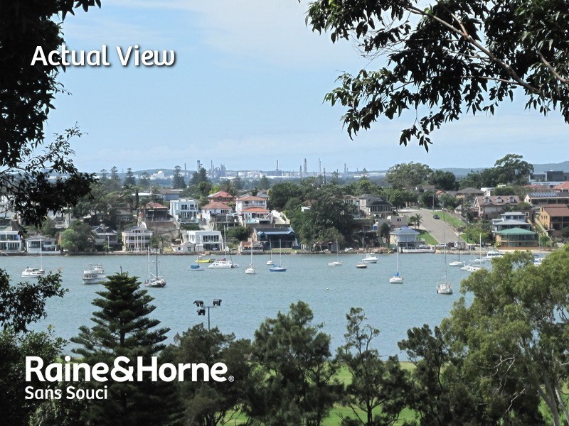 14 Gnarbo Avenue, Carss Park NSW 2221