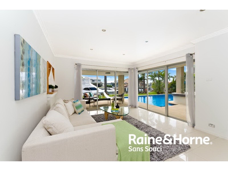 57 Hawkesbury Esplanade, Sylvania Waters NSW 2224
