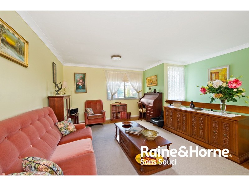 2 Johnston Avenue, Kogarah Bay NSW 2217