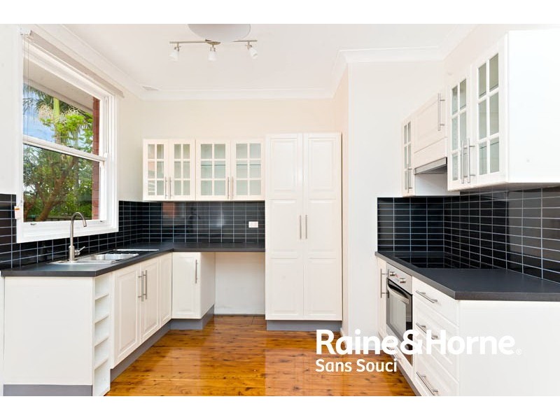2/15 Robinson Street, Monterey NSW 2217