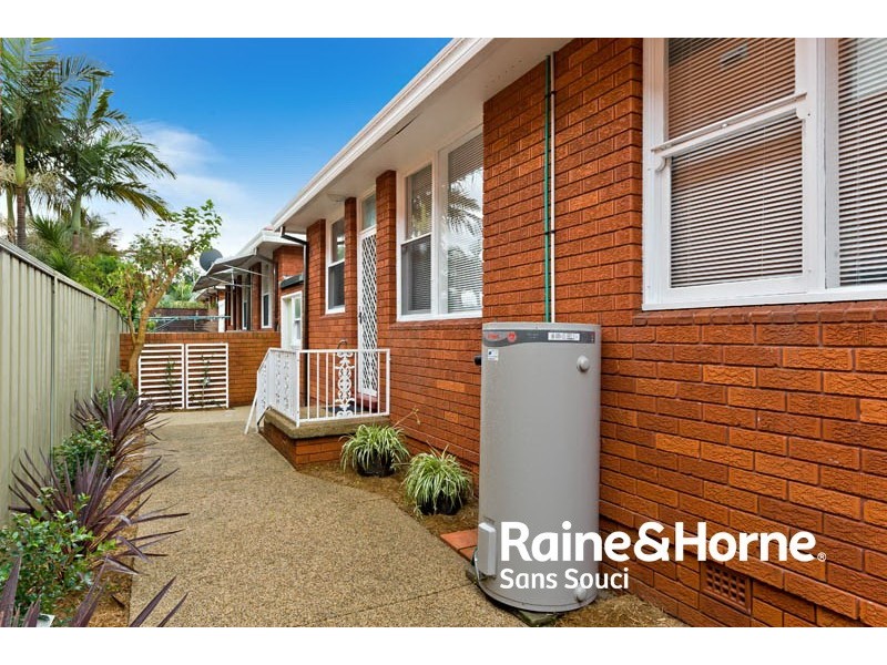 2/15 Robinson Street, Monterey NSW 2217