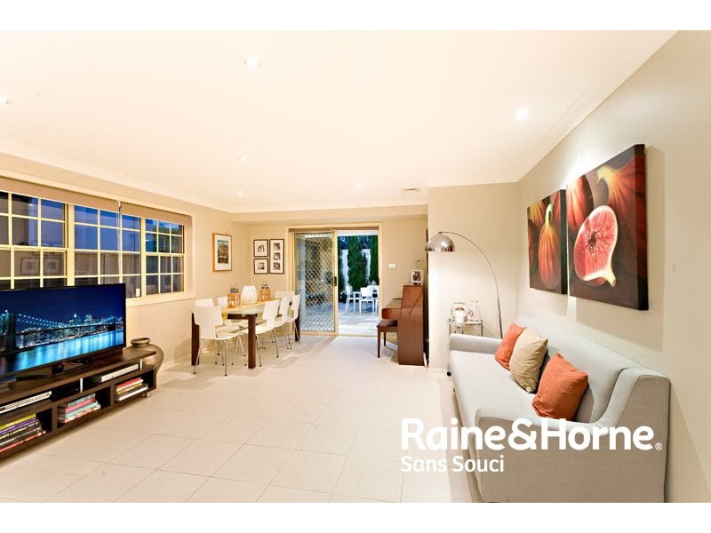 10 Chuter Avenue, Monterey NSW 2217