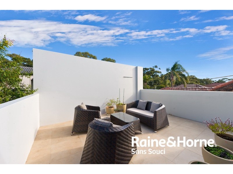 10 McRae Road, Sans Souci NSW 2219