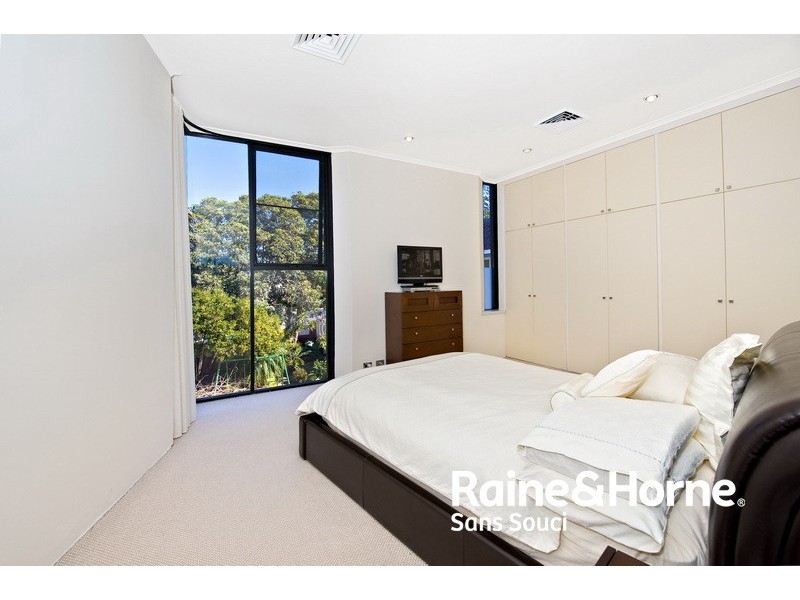 59 Tuffy Avenue, Sans Souci NSW 2219