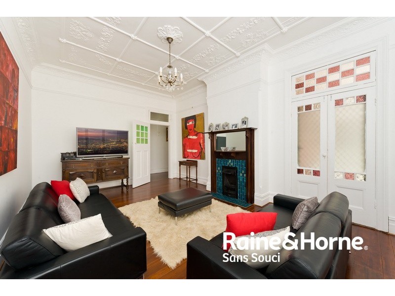 19 French Street, Kogarah NSW 2217