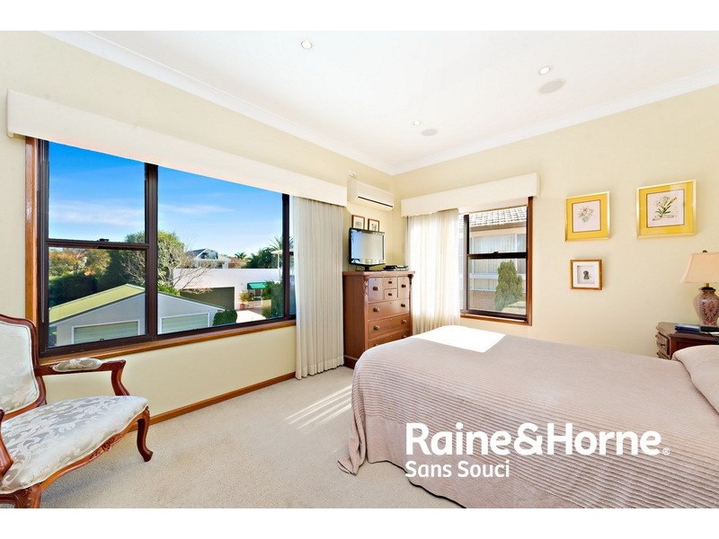 5 Carruthers Drive, Dolls Point NSW 2219