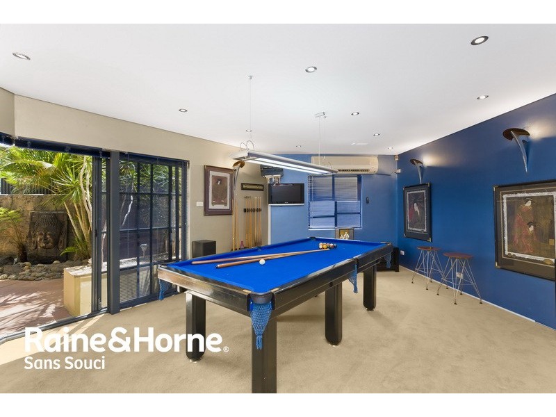 7 Shade Place, Lugarno NSW 2210