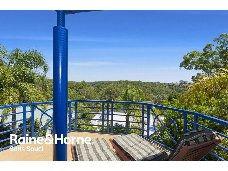 7 Shade Place, Lugarno NSW 2210
