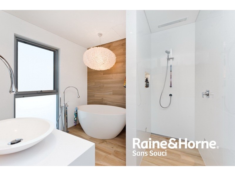 60 Tuffy Avenue, Sans Souci NSW 2219