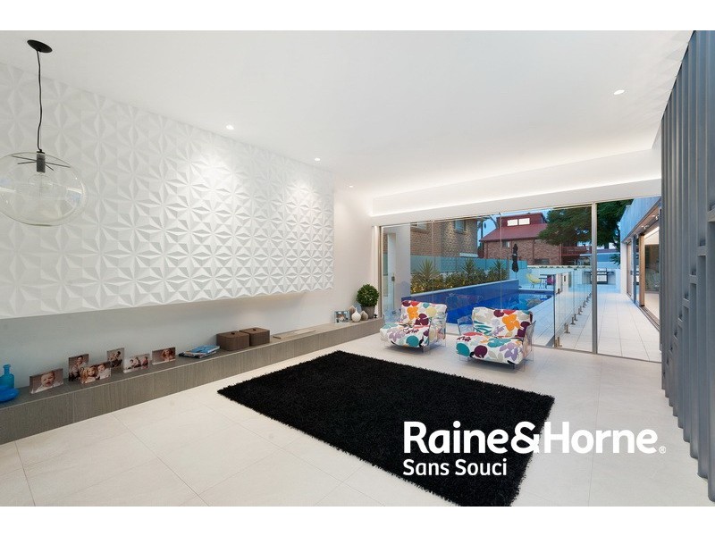 60 Tuffy Avenue, Sans Souci NSW 2219