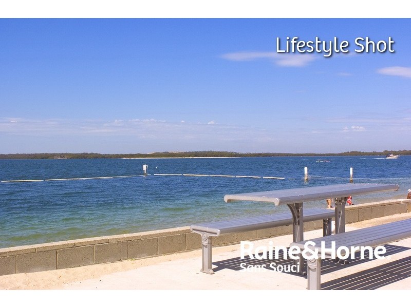 17 Lakeside Drive, Monterey NSW 2217