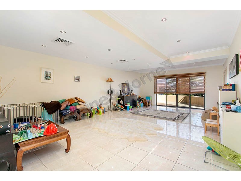 10 Carroll Street, Beverley Park NSW 2217