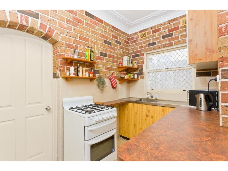 16 Braeside Avenue, Penshurst NSW 2222