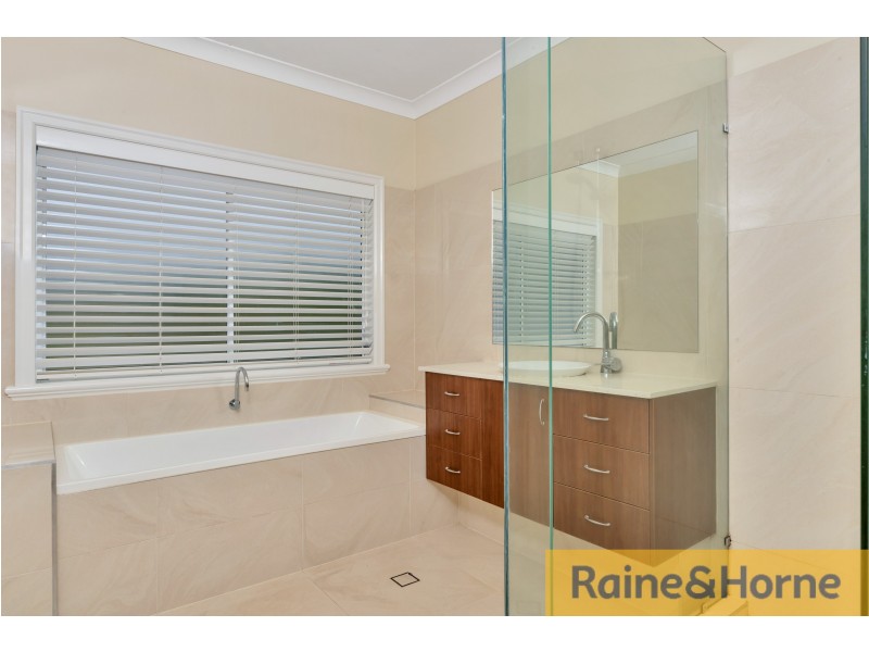 1 BRECKLYN CLOSE, Dayboro QLD 4521