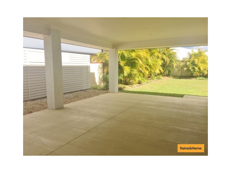 183 Summerfields Dr, Caboolture QLD 4510