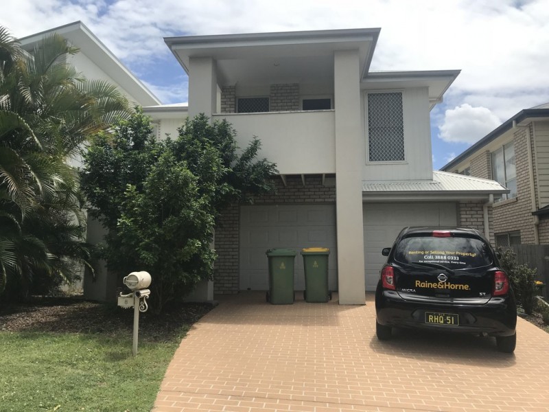 8 Franklin Street, North Lakes QLD 4509