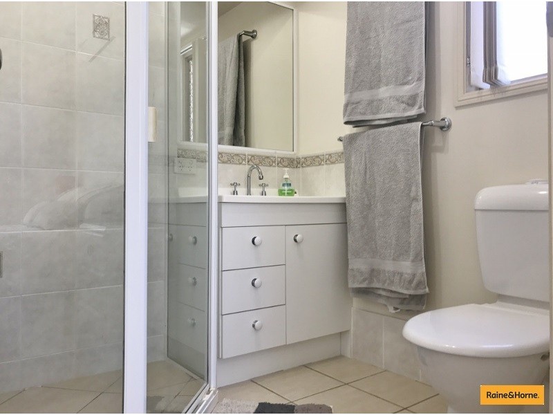 9 Peppermint Crt, Narangba QLD 4504