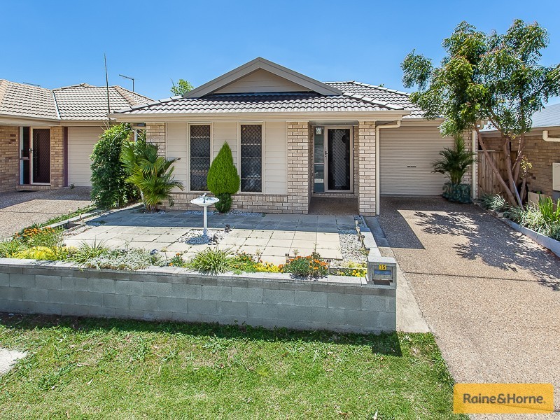 15 Olsen Circuit, Kallangur QLD 4503