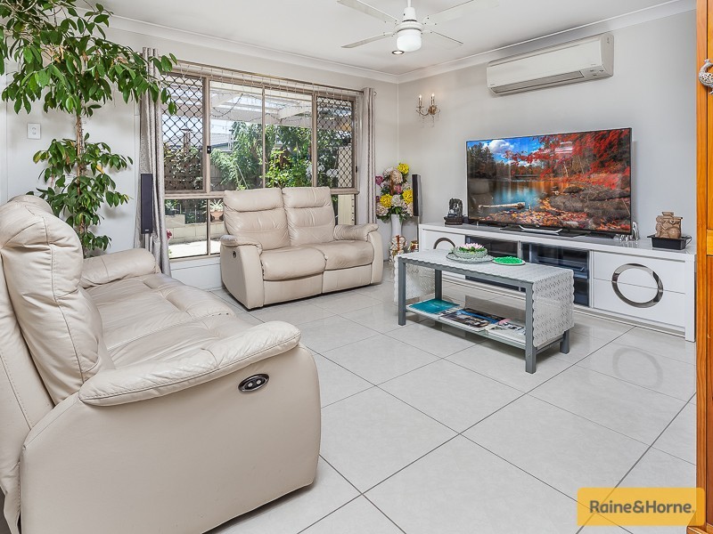 15 Olsen Circuit, Kallangur QLD 4503