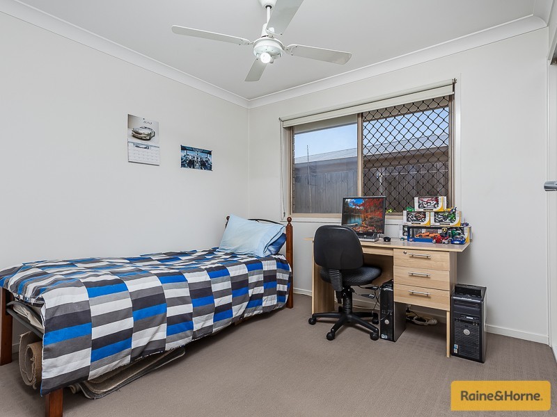 15 Olsen Circuit, Kallangur QLD 4503