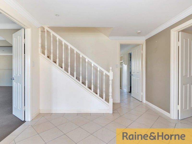 1 KEVIN GROVE, Caboolture South QLD 4510