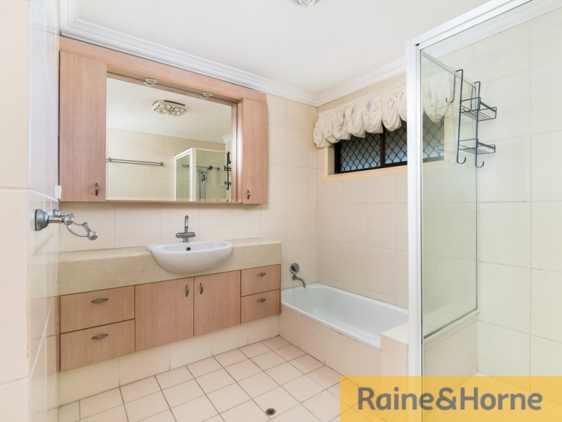 1 KEVIN GROVE, Caboolture South QLD 4510