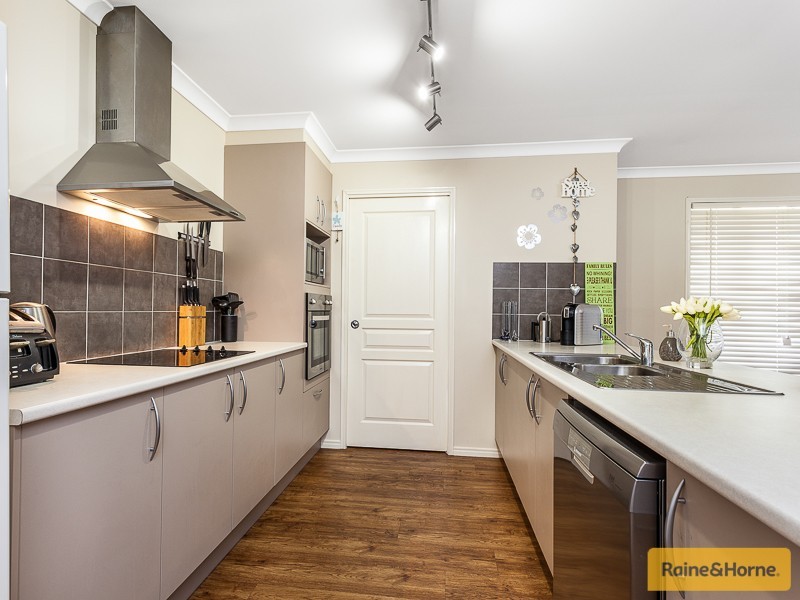 9 Riesling Court, Morayfield QLD 4506