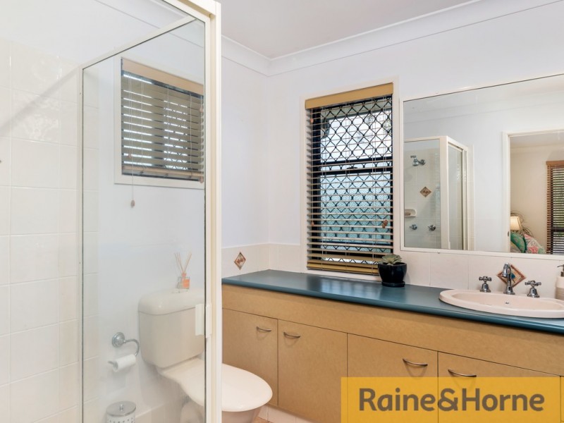 5 HIDDEN COURT, Joyner QLD 4500