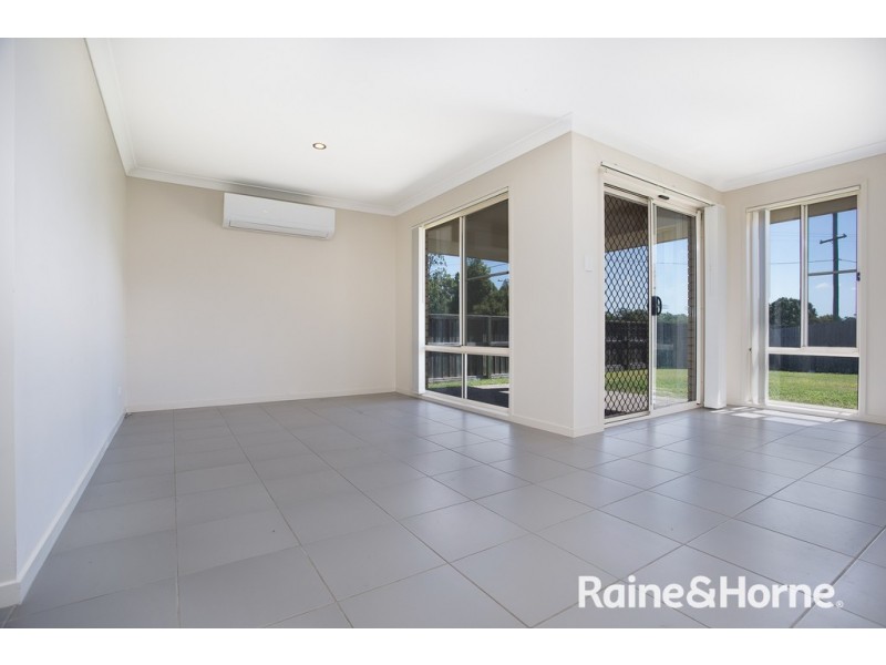 10 Highside Court, Morayfield QLD 4506