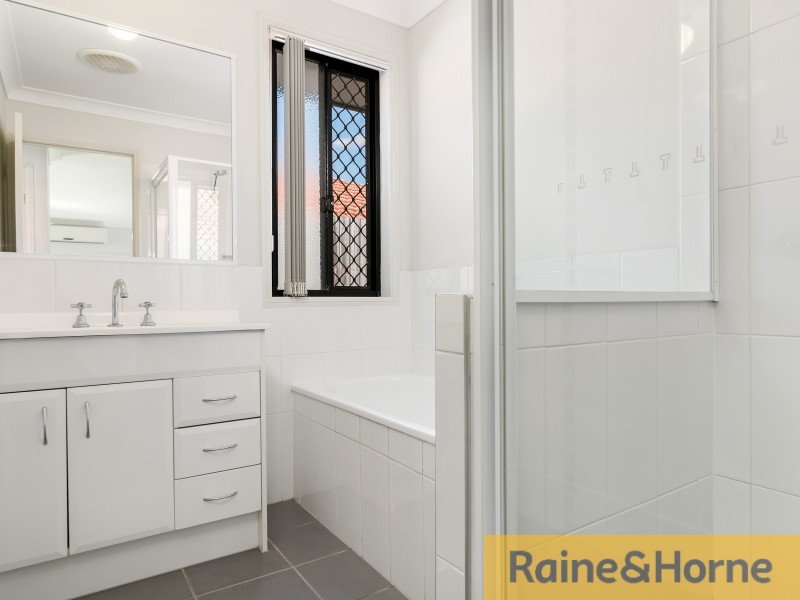 11 Coach Road West, Morayfield QLD 4506