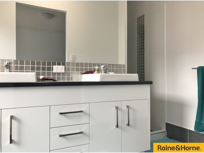 24 Bandt Close, Burpengary QLD 4505