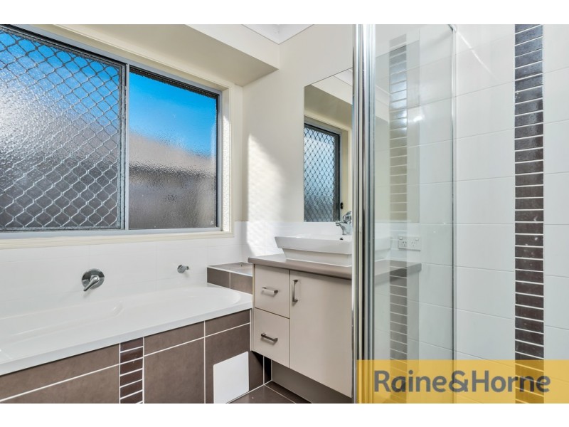 11 Kemp Street, Caboolture QLD 4510