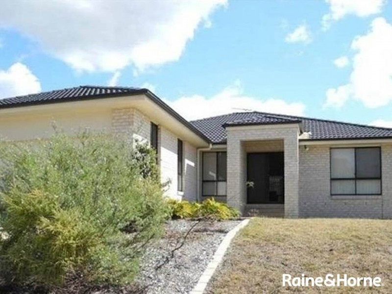 35 Mayes Circuit, Caboolture QLD 4510