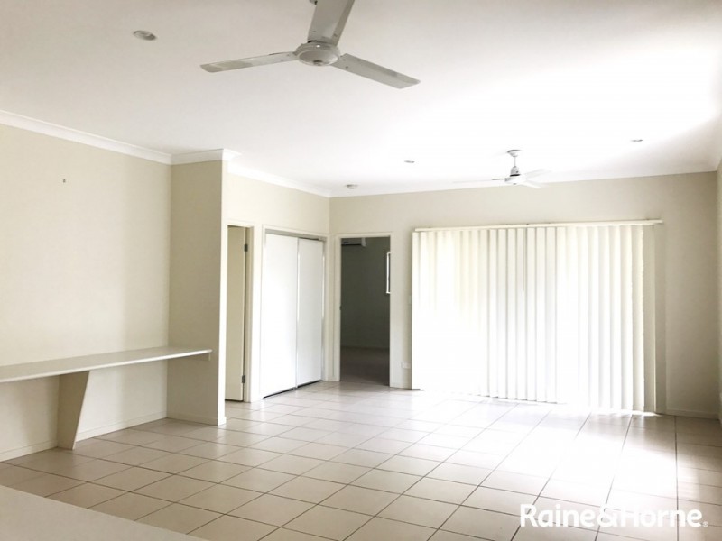 132 Nicklaus Parade, North Lakes QLD 4509