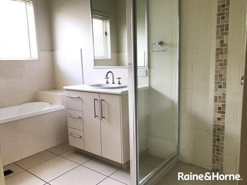 132 Nicklaus Parade, North Lakes QLD 4509