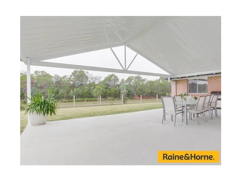 114 Summerfields Dr, Caboolture QLD 4510