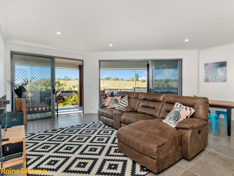 1 MONARCH AVENUE, Narangba QLD 4504