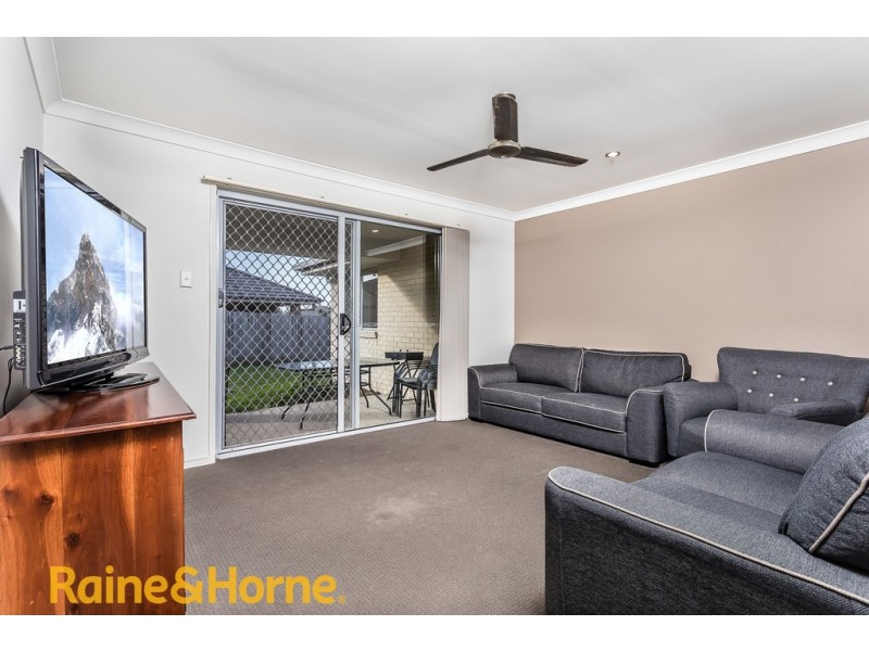2 Mia Court, Morayfield QLD 4506