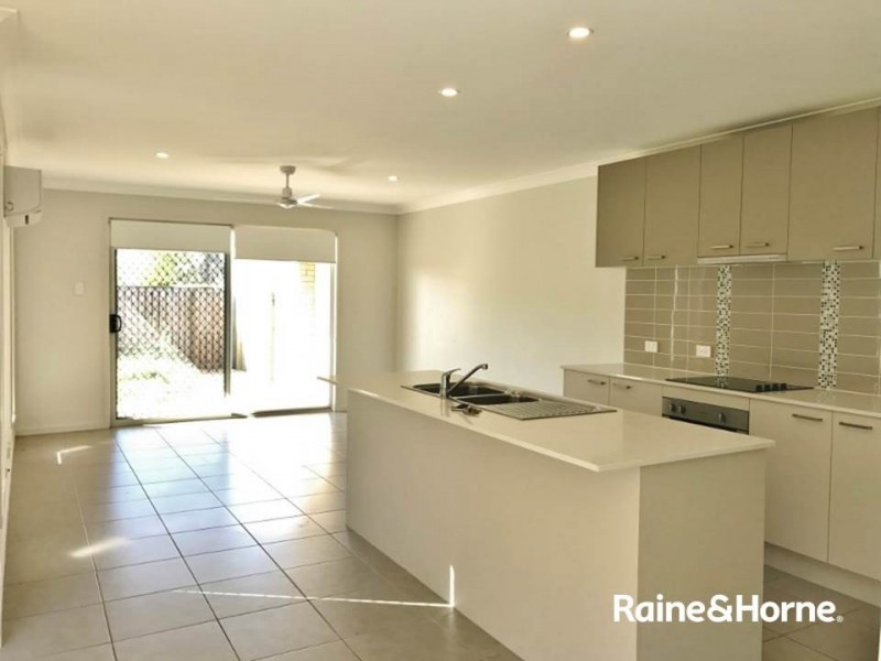 1/28 Honeyeater Crescent, Dakabin QLD 4503