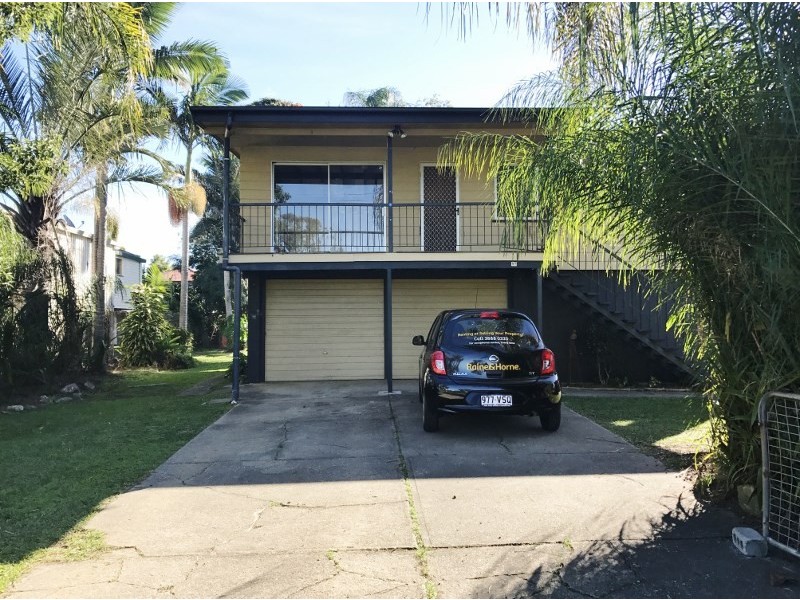 18 Rowe St, Caboolture QLD 4510