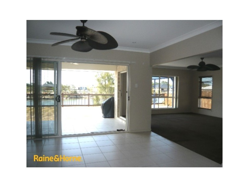 16 COFFEY COURT, Beachmere QLD 4510