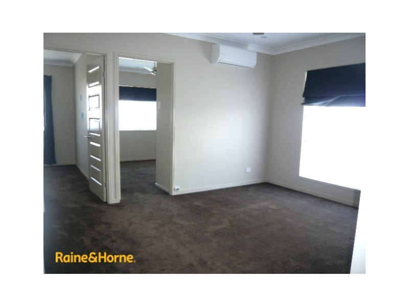 16 COFFEY COURT, Beachmere QLD 4510